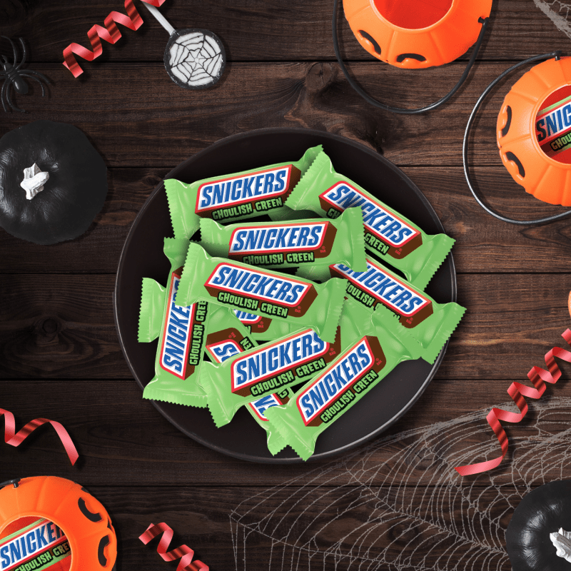 SNICKERS Ghoulish Green Halloween Chocolate Candy