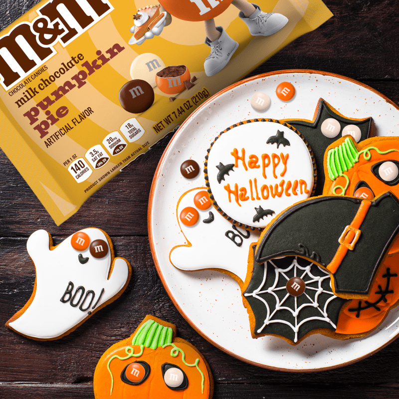M&M'S Pumpkin Pie Chocolate Halloween Candy, 7.44 Oz Candy Bag