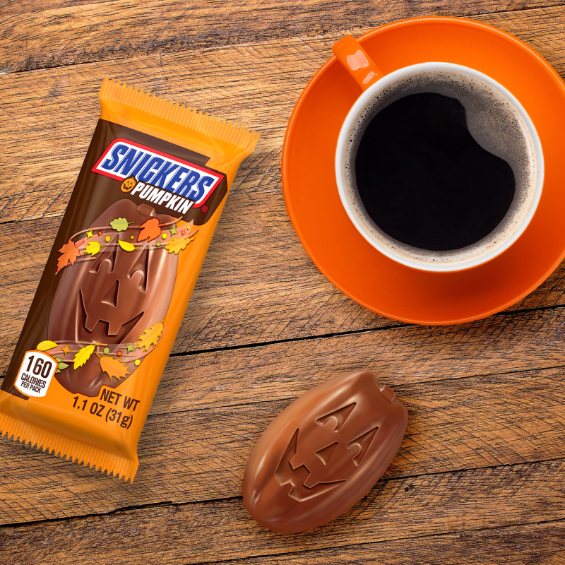 SNICKERS Pumpkin Milk Chocolate Candy Bar, 1.1 Oz Single Pack